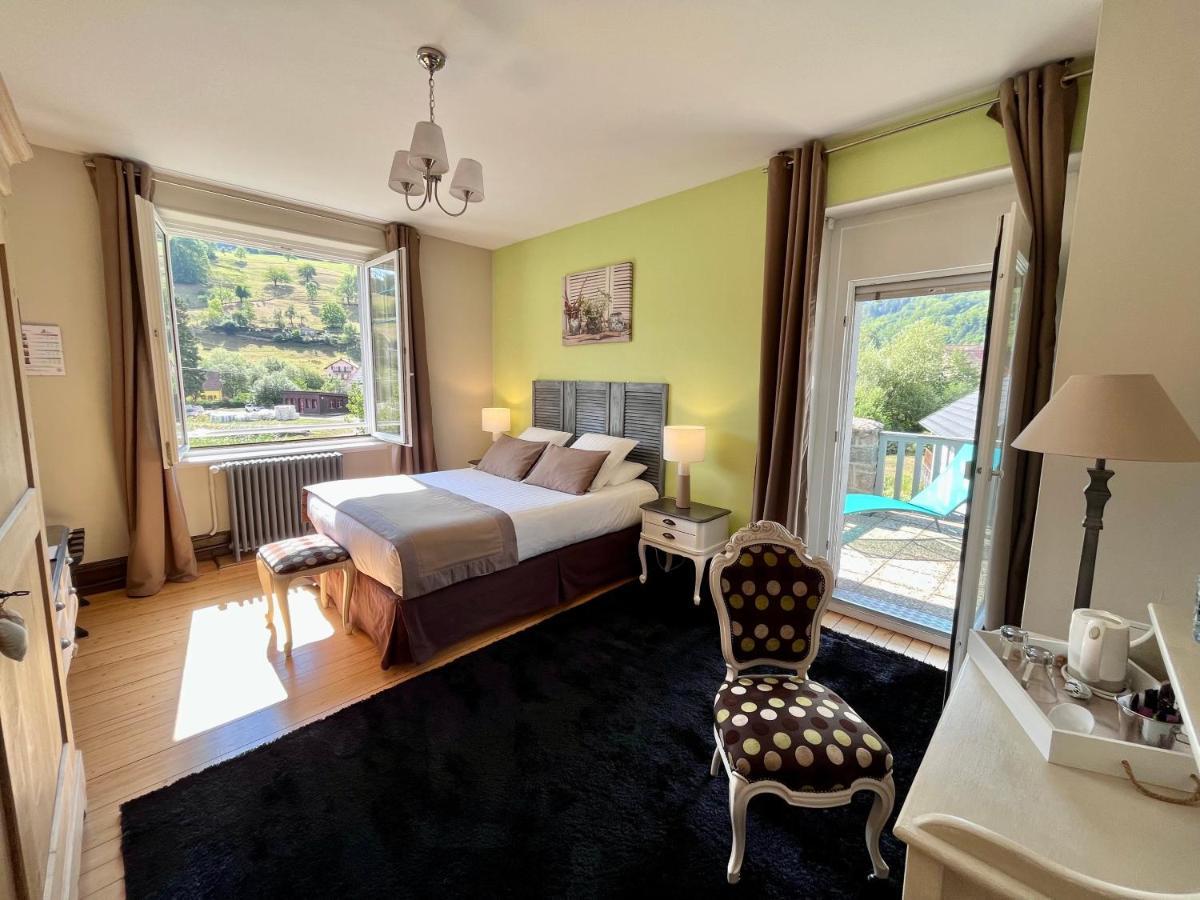 Chambres D'Hotes Les Ecrins Орбе Екстериор снимка