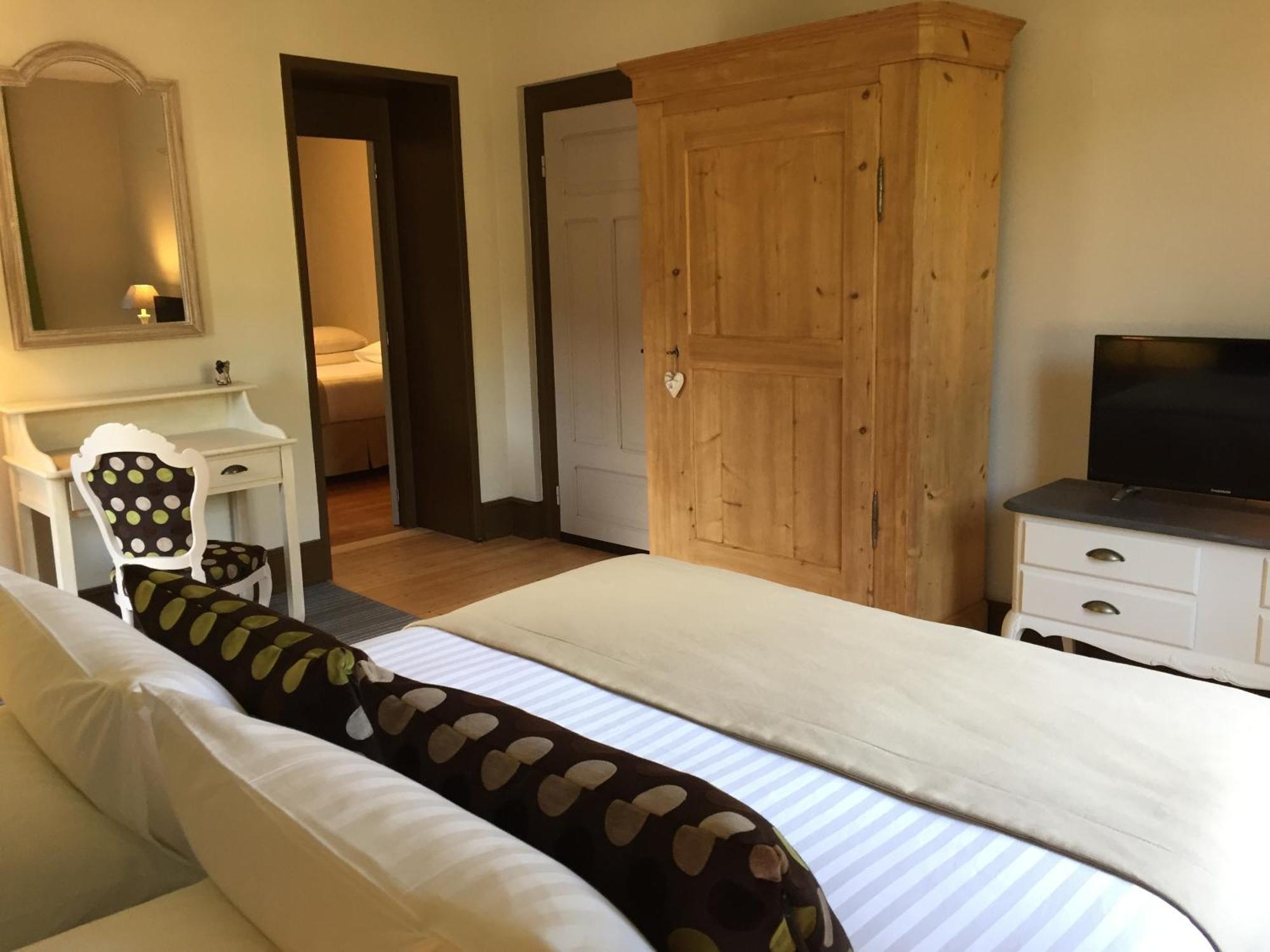 Chambres D'Hotes Les Ecrins Орбе Екстериор снимка